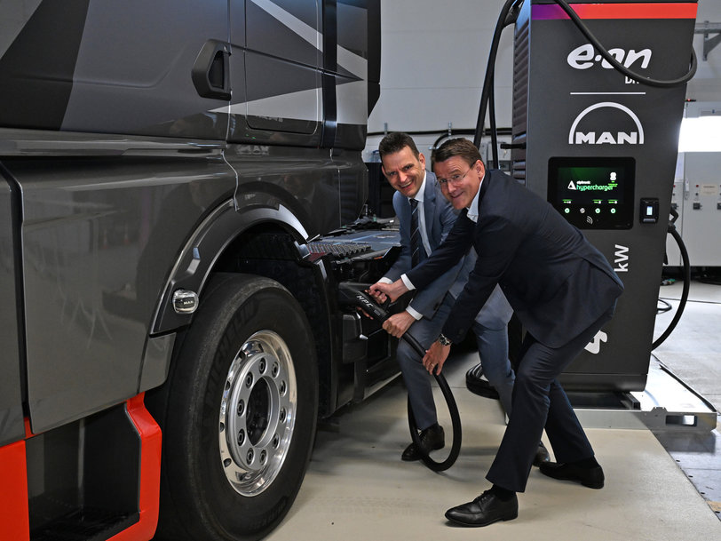 E.ON and MAN to build public charging network for electric trucks in Europe